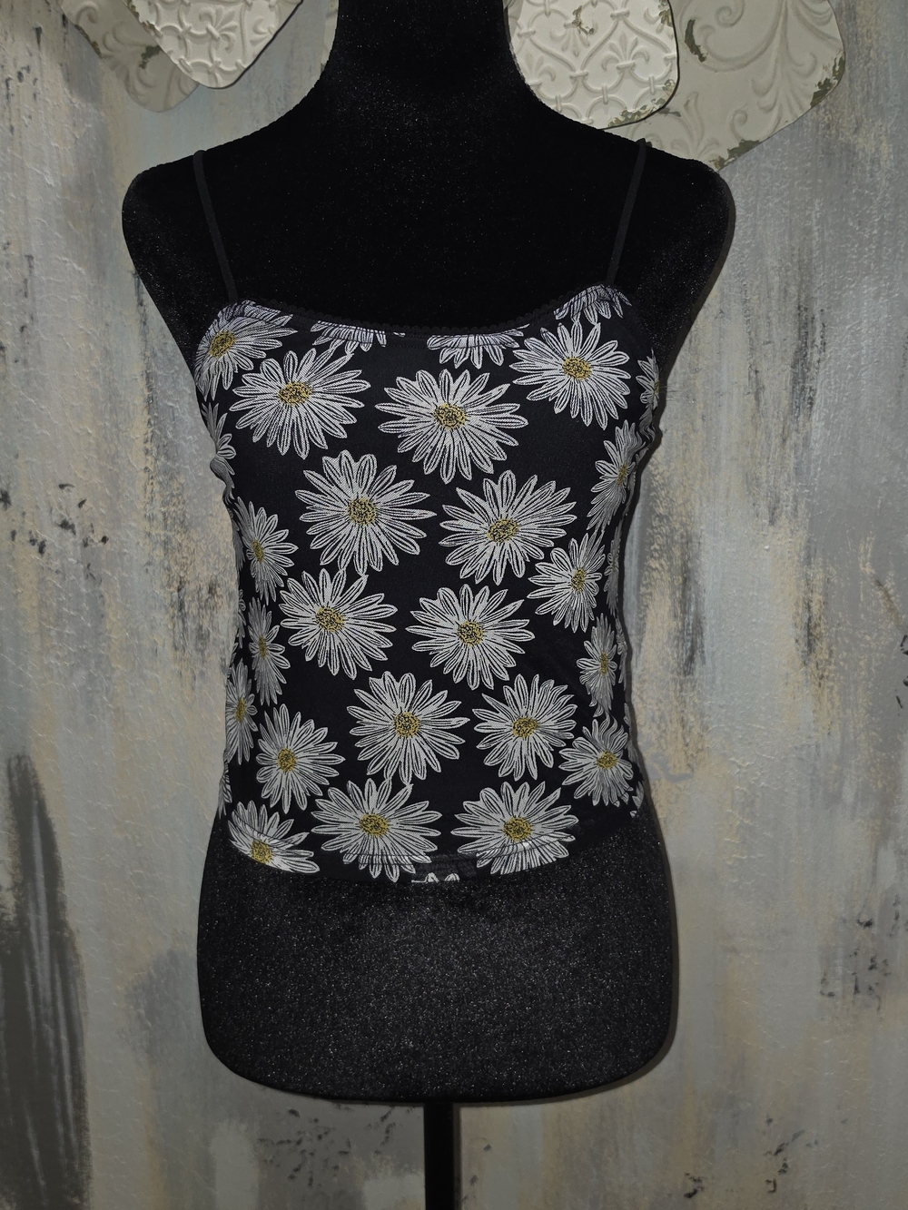 Forever 21 Y2K Black Daisy Print Spaghetti Strap Cami with Yellow Centers Small